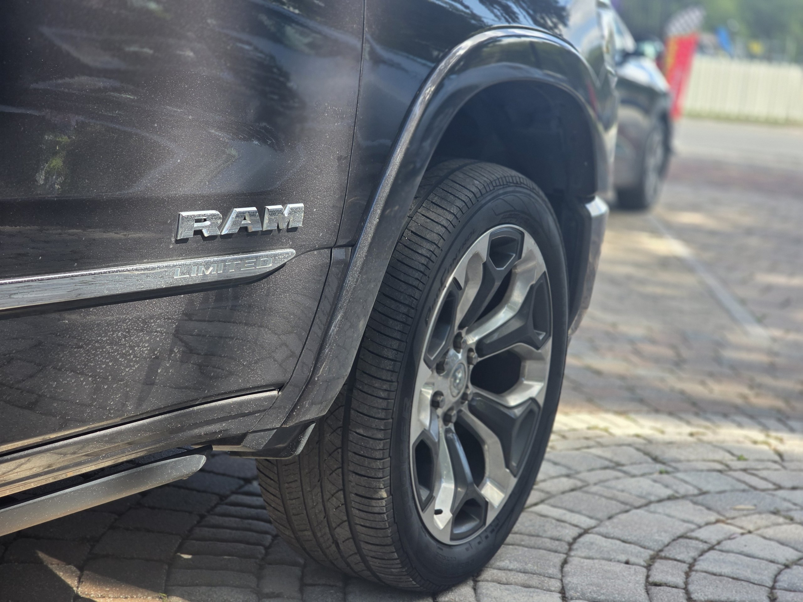 2020 RAM 1500 thumbnail 14