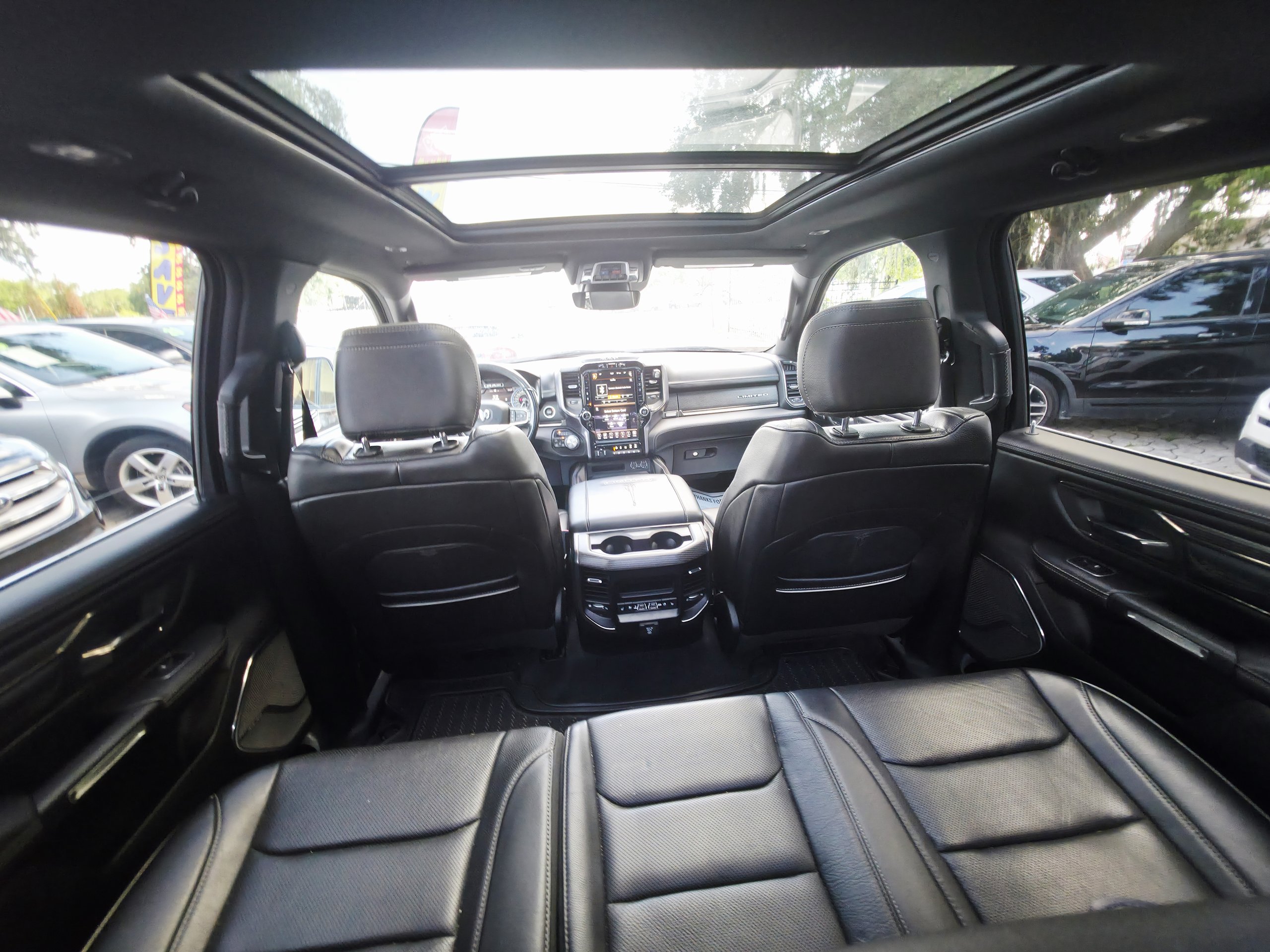 2020 RAM 1500 thumbnail 19