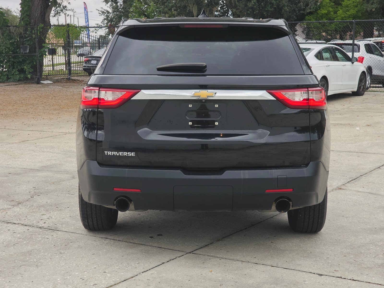 2021 Chevrolet Traverse thumbnail 6