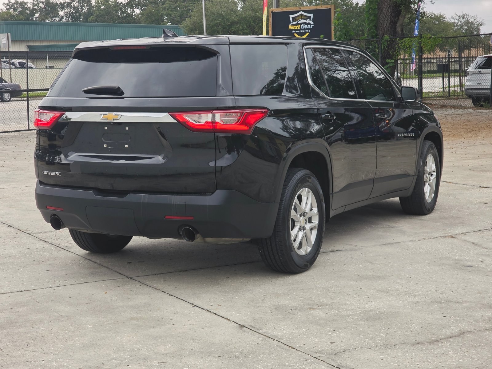 2021 Chevrolet Traverse thumbnail 5